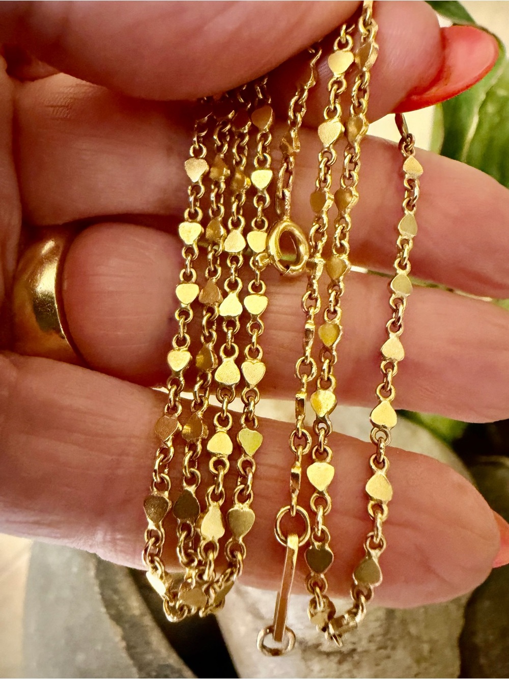 18 karat gold heart chain